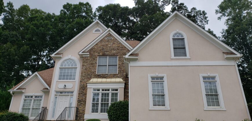 Beautiful 7 Bedrooms With 4 Full Baths Home